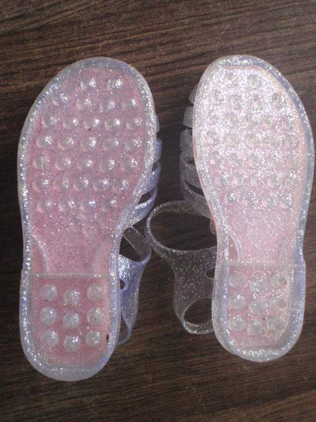 Sandálky do vody, 26