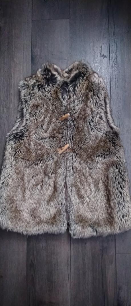 Huňatá vesta, zara,152