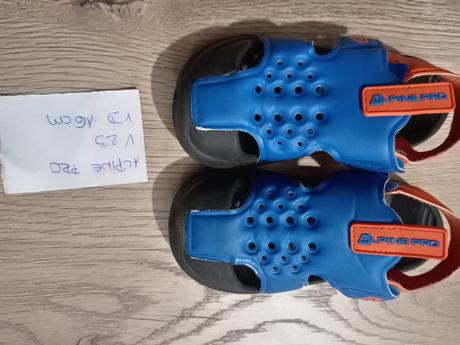 Predám sandále po synovi, alpine pro,23