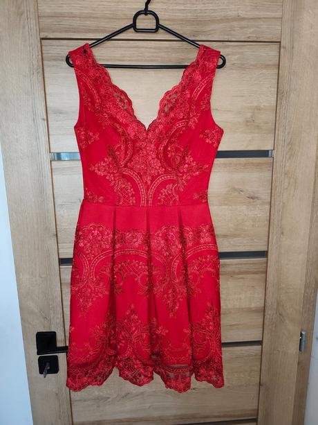 Spoločenské šaty, 36