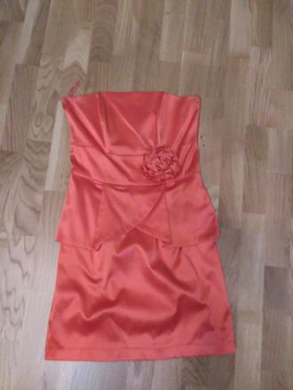 Spoločenské šaty, 38