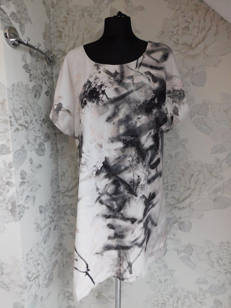 Pekna kvalitna letna tunika, next,42