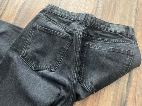 Mom fit rifle džínsy, bershka,38