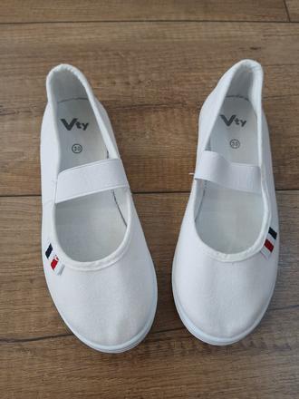 Cvicky 30, deichmann,30