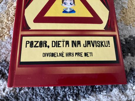 Pozor, dieťa na javisku (2021),