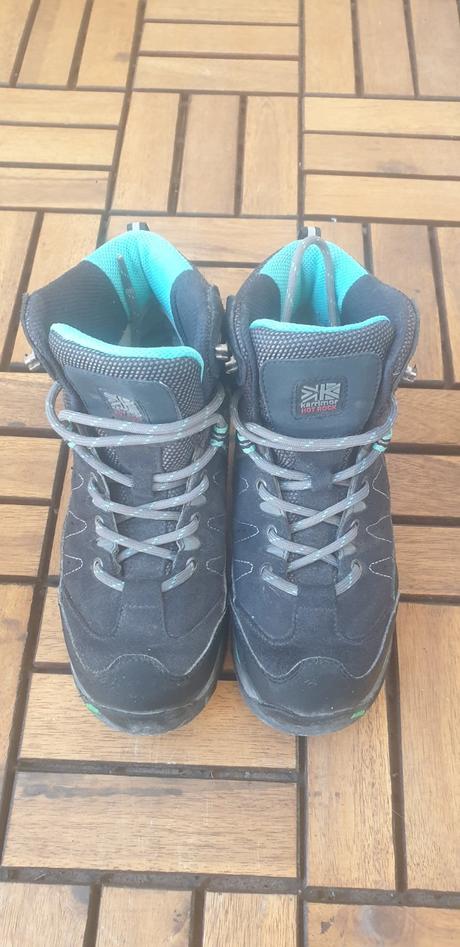 Turisticke topanky, 35