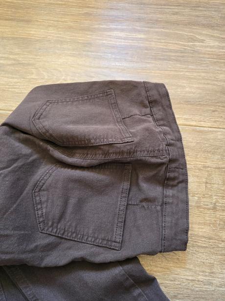 Nohavice č.32, sinsay,32