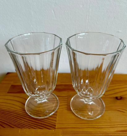 Poháre na víno na stopke zn.zara home 2 ks, 