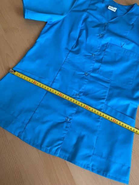 Zdravotnícka blúza a sukňa, s