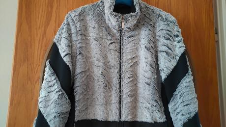 Prechodná bunda, 42