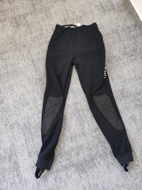 Predám brankárske nohavice, decathlon,146
