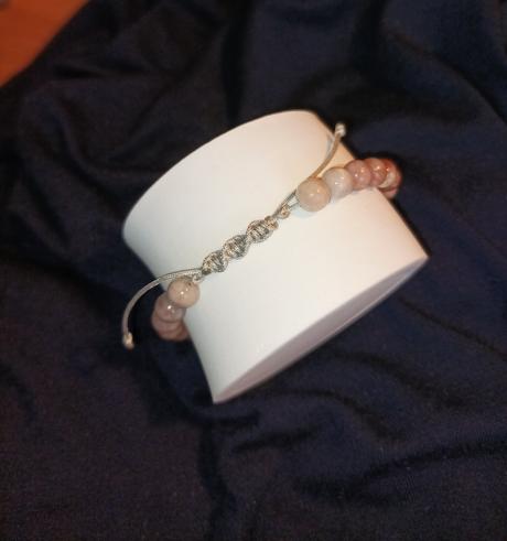 Náramky z prírodných kameňov,