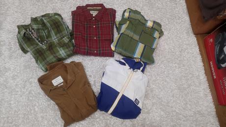 Balík pánskych košieľ, mikin, bund, l