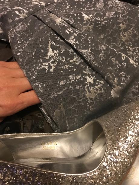 Slavnostne saty  s/xs, 36