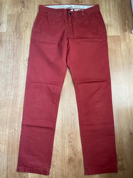 Červene nohavice, h&m,32