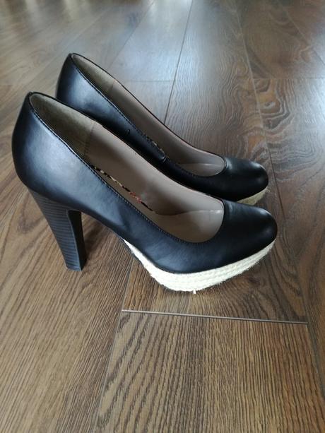 Krásne lodičky, 38