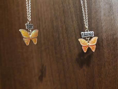 Best friends náhrdelníky, 
