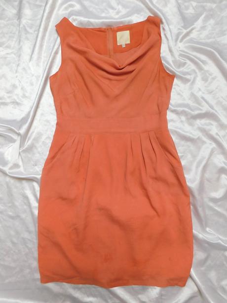 Luxusne velmi pekne šaty, 38