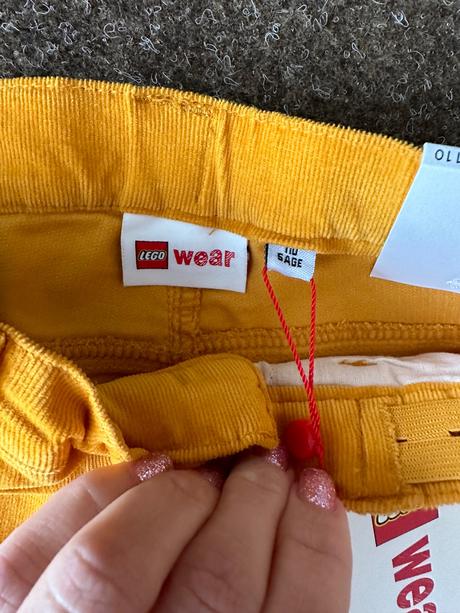 Menšestrove nohavice, lego,110