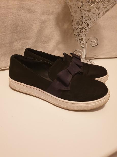 Slip on, 31