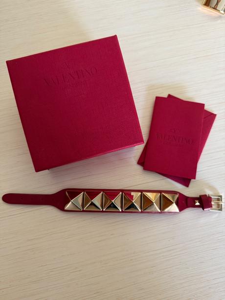 Valentino garavani naramok, valentino