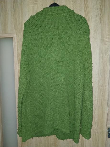 Svetr č.42, 42
