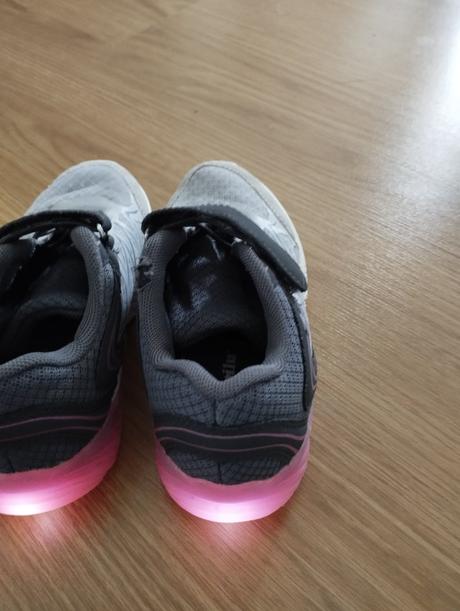 Dievčenské tenisky, lupilu,30