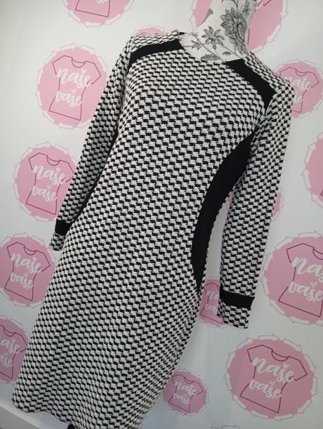 Svetríkove šaty, l