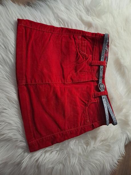 Krasna sukna next, next,104