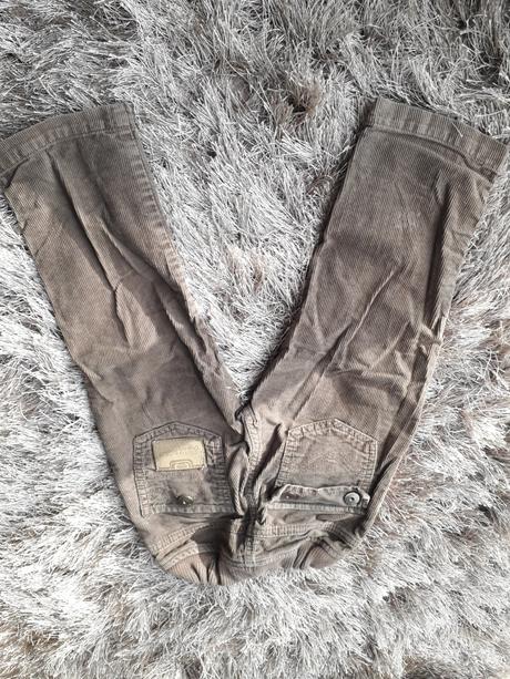 Menčestrové nohavice zn. zara velk.86, zara,86