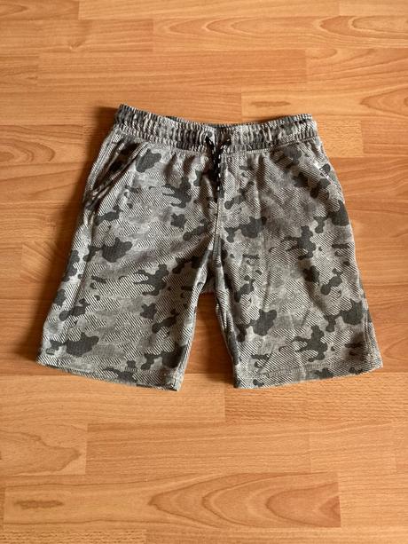 Šortky s maskacovym efektom, f&f,140