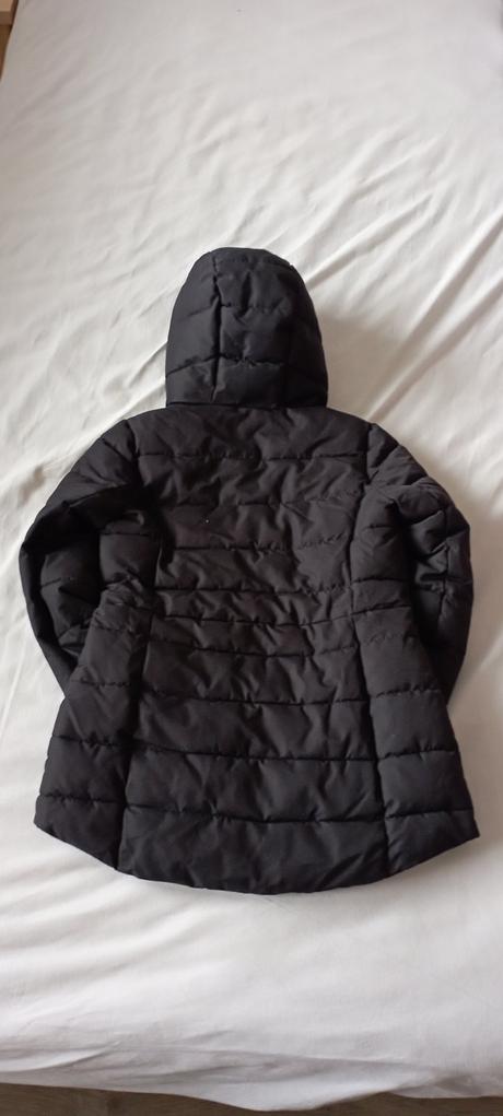 Čierna vetrovka 128, kik,128