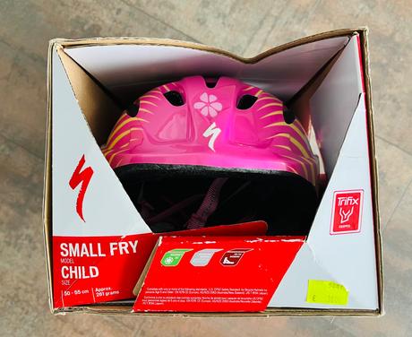 Detska cyklisticka prilba s rukavicami, s