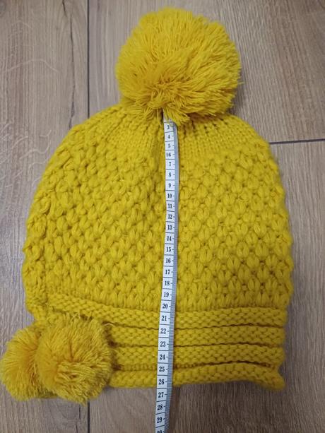 Horčicovo žltá čiapka, 