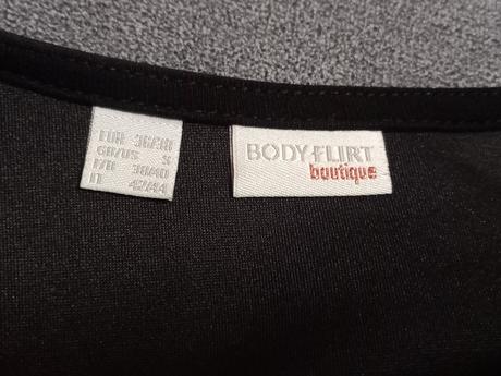 Šaty riasené, bonprix,36 / 38