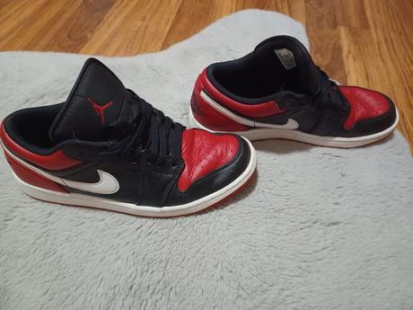 Predám originál  jordany, nike,42