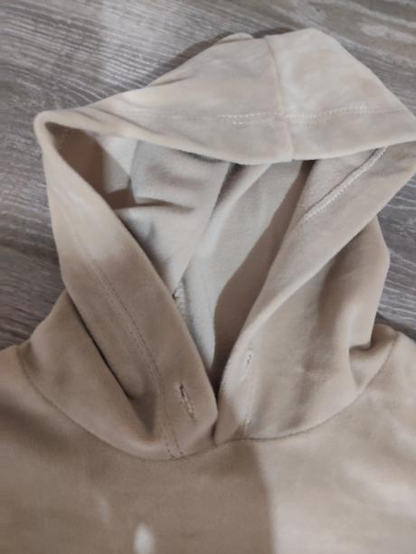 Saty s jednorozcom s hrivou, 116