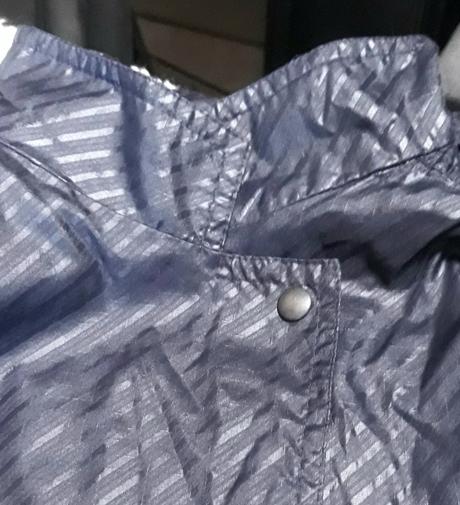 Bunda do pása tenučká šušťáková, 42