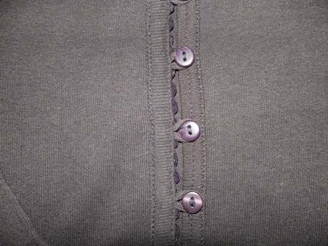 Cierna suprava sveter plus tricko, s