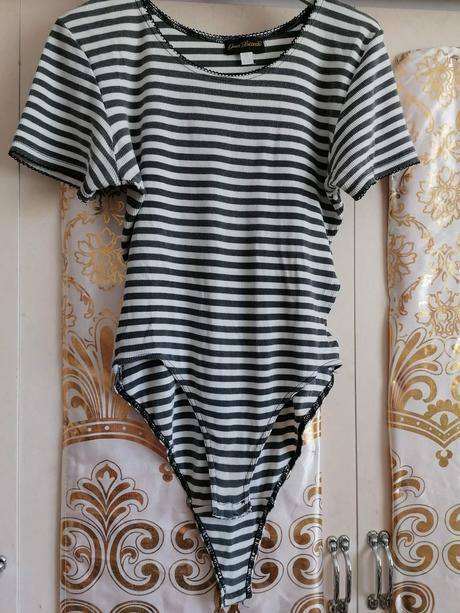 Vrúbkované body, m