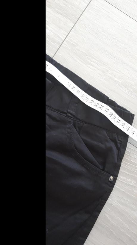 Čierne nohavice 3/4, l