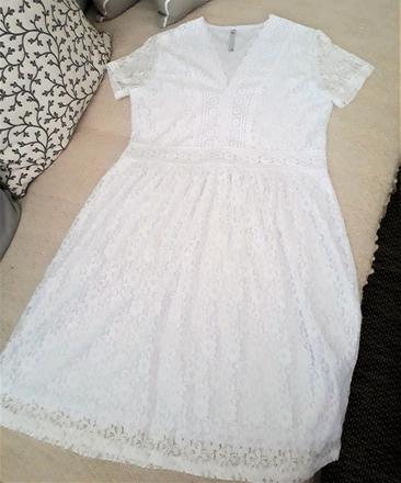 Na predaj nové krajkové dámske šaty s-m, m