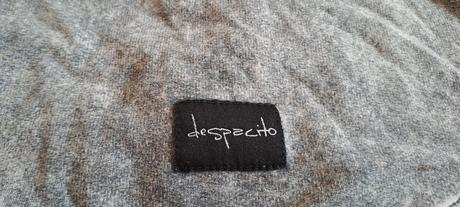 Despacito, 104
