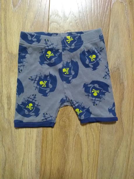 Kraťasy 2 roky, gap,92