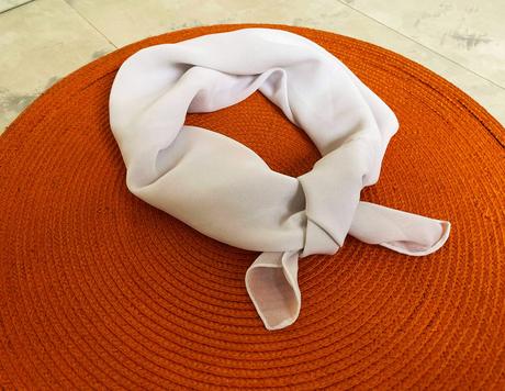 Jemná žoržetová šatka, l