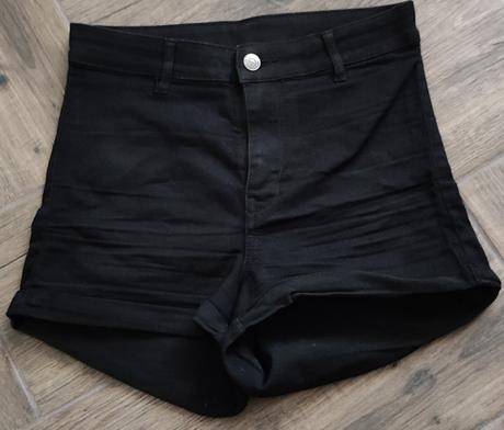 Čierne kraťasy, h&m,s