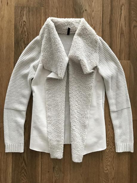 Bezovy sveter s kozusinou, stradivarius,36