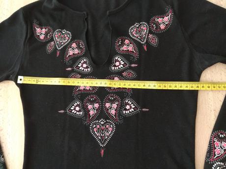 Tričko s výšivkou, m