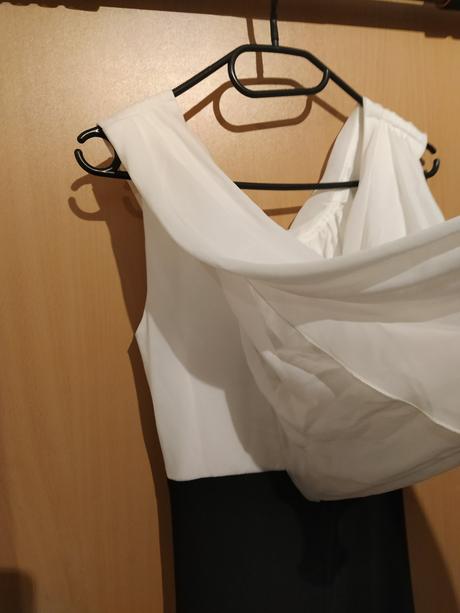 Spoločenské šaty, 38