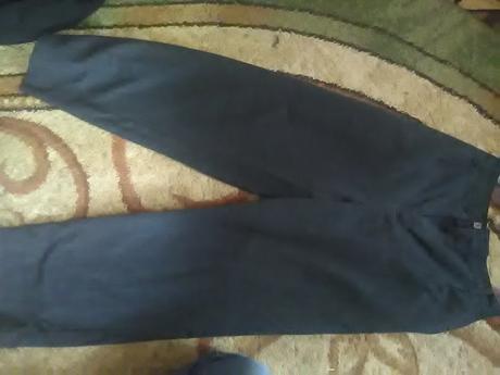 Tenšie nohavice 10-11 rokov, 134